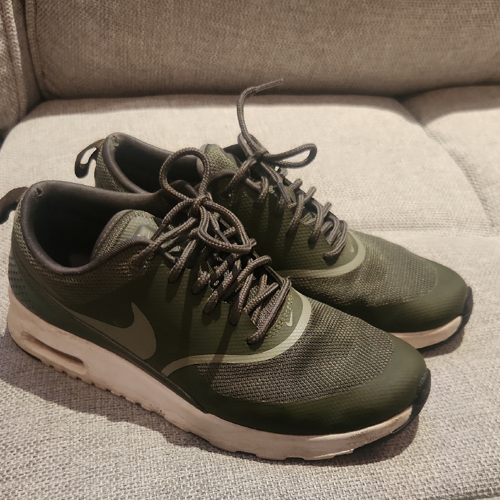 Nike Air Max Thea sneakers in a cargo khaki color-Womens